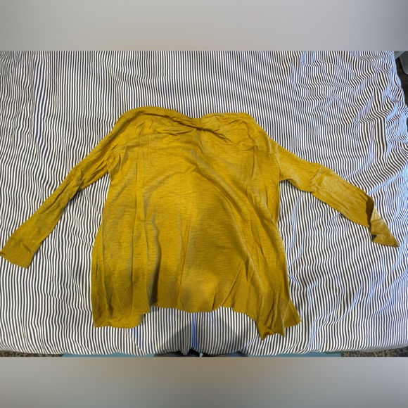 Madewell Light Mustard Cardigan - Picture 2 of 3